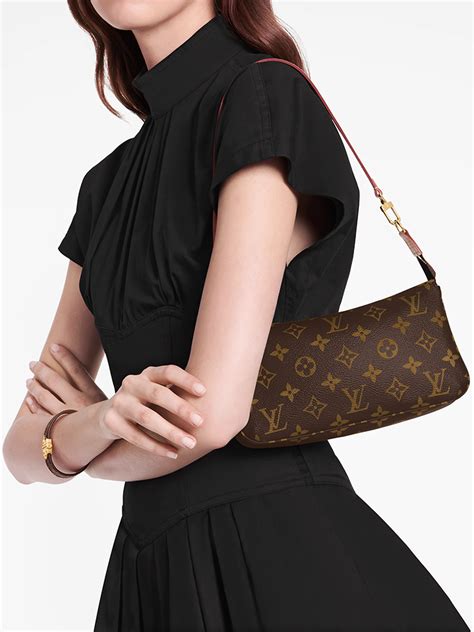 sac enveloppe louis vuitton|Pochette Accessoires Monogram .